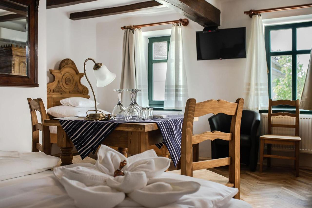 Bed and Breakfast Szent Gellert Borhaz Es Vendegfogado Мако Екстер'єр фото